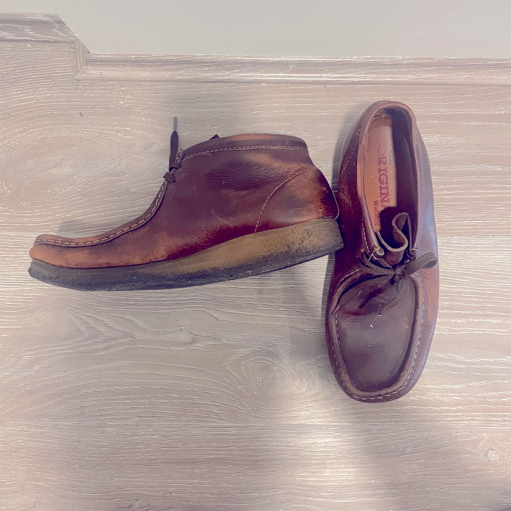 Clark Wallabees Men Size 9.5